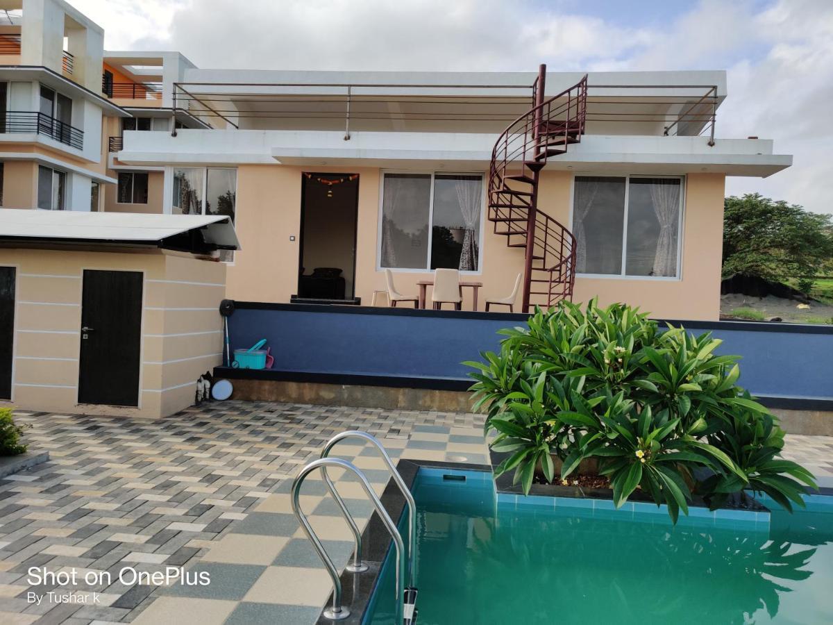 Royal Meadows Igatpuri 2Bhk Poolside Villa Eksteriør billede