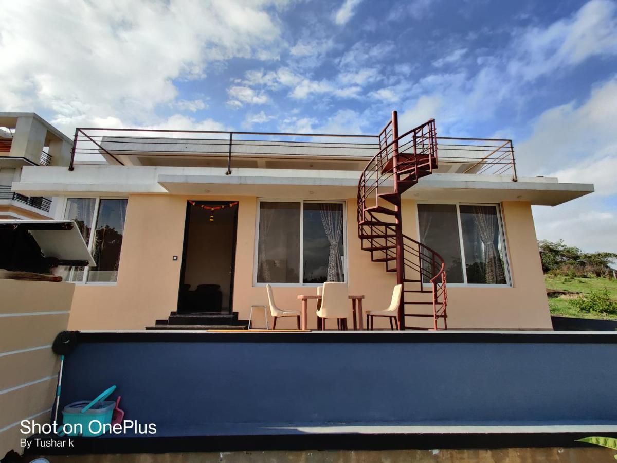 Royal Meadows Igatpuri 2Bhk Poolside Villa Eksteriør billede
