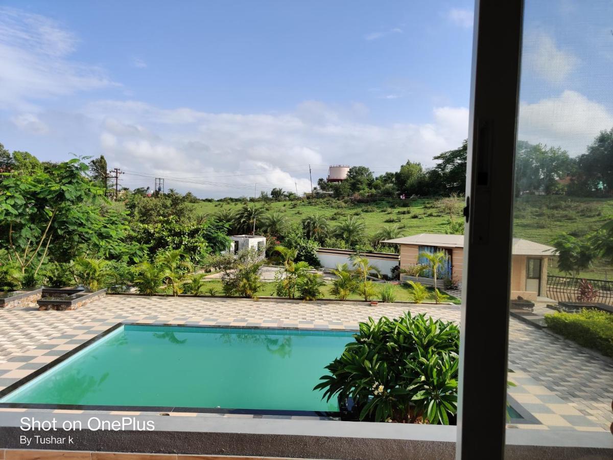 Royal Meadows Igatpuri 2Bhk Poolside Villa Eksteriør billede