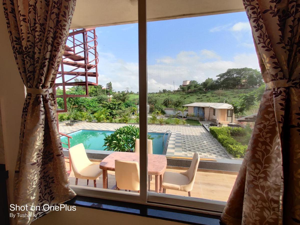 Royal Meadows Igatpuri 2Bhk Poolside Villa Eksteriør billede