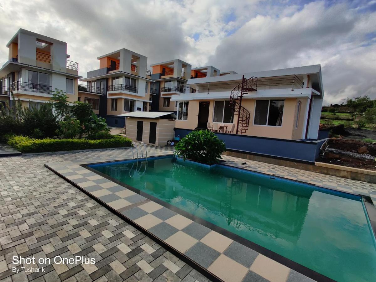 Royal Meadows Igatpuri 2Bhk Poolside Villa Eksteriør billede