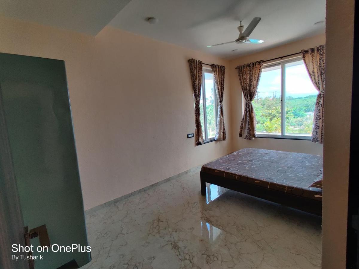 Royal Meadows Igatpuri 2Bhk Poolside Villa Eksteriør billede