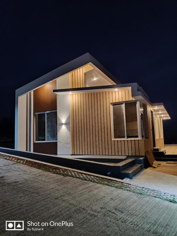 Royal Meadows Igatpuri 2Bhk Poolside Villa Eksteriør billede